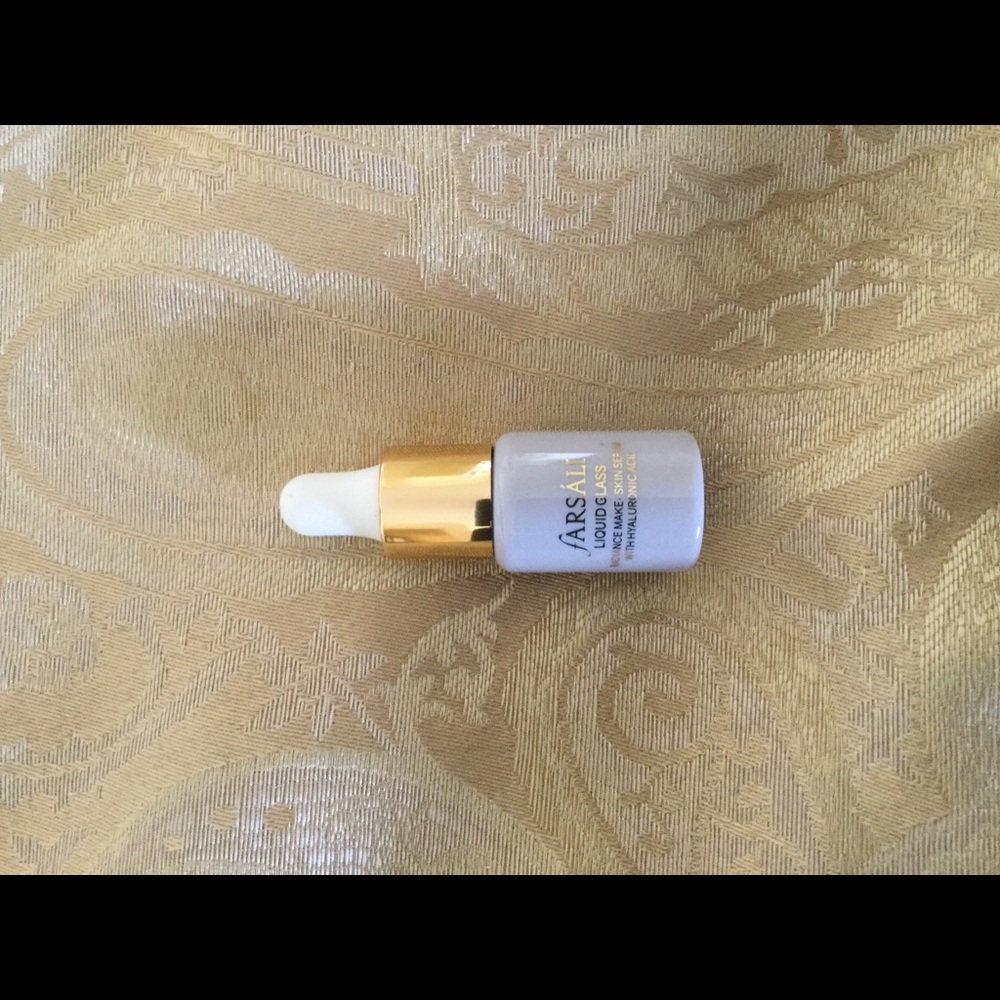 Brand new unopened Farsali liquid glass mini